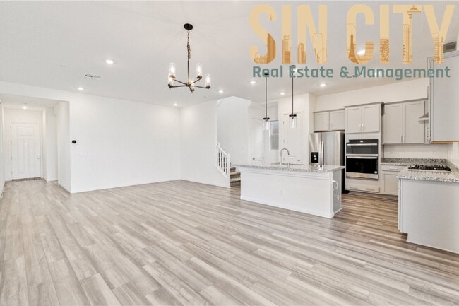 Photo - 11828 Black Canary Ave