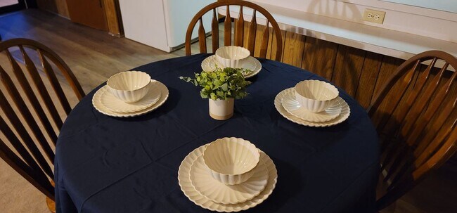 Photo - 609 1/2 W. Burney St