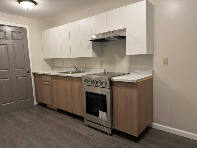 Photo - 355 S Main St Unit A4