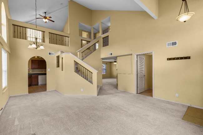 Photo - 6417 Kenmore St