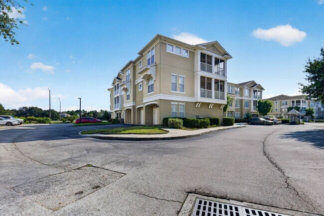 Photo - 8290 Gate Pkwy W Unit 217