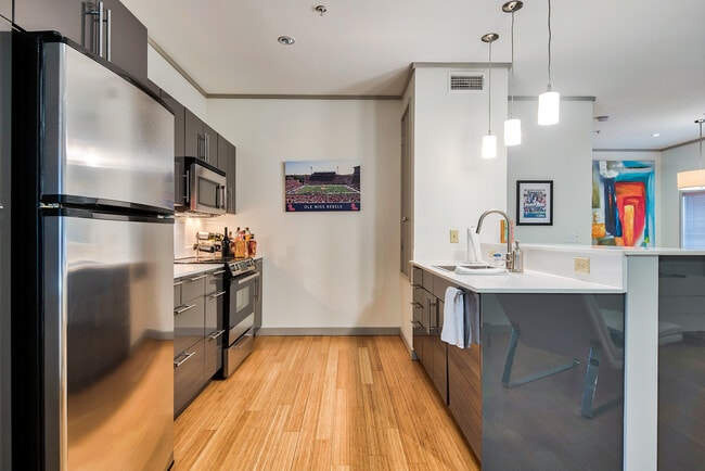 Photo - SOLO APARTMENTS