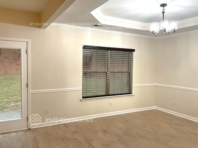 Photo - 321 Alcovy Way