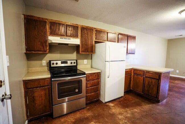 Photo - 2 bed / 1 bath apartment - $775 - HUD accepted!!