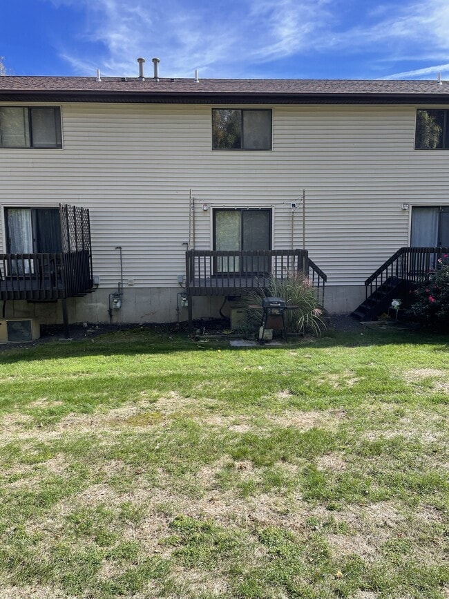 Photo - 140 Thompson St Unit APT 12E