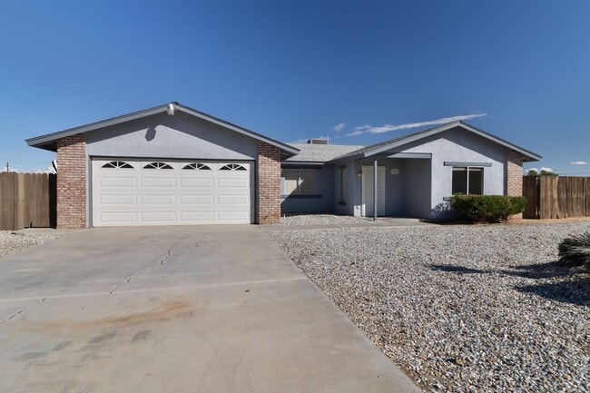 Building Photo - 11515 Chimayo Rd