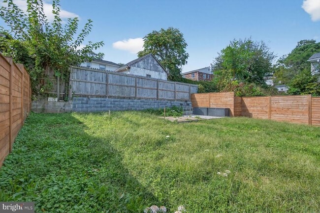 Photo - 2136 S Monroe St