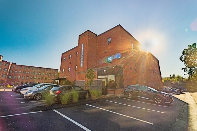 Photo - 75 Commercial St Unit 101