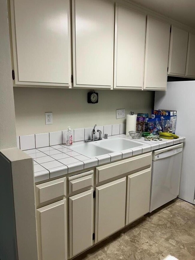 Photo - 3316 Brittan Ave