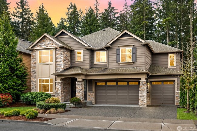 5bd/4.25ba Redmond Home - 5bd/4.25ba Redmond Home