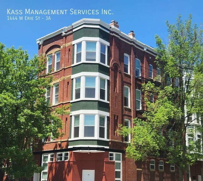 Building Photo - 1444 W Erie St Unit 3A Rental