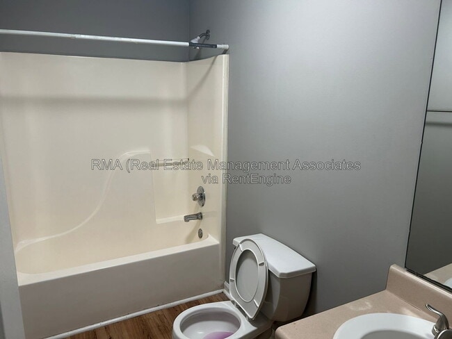 Photo - 816 Lane St