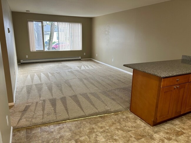 Photo - Bright Open Floor Plan One Bedroom Apartment Unit 25