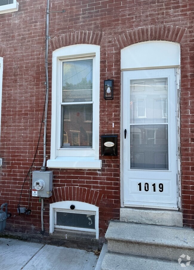 Building Photo - 1019 Bennett St Rental