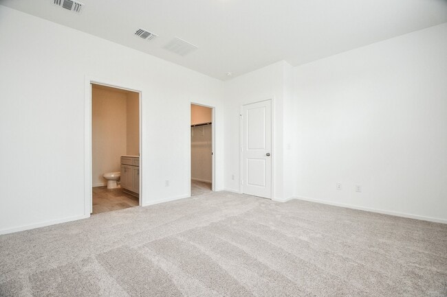 Photo - 23110 Deanston Dr