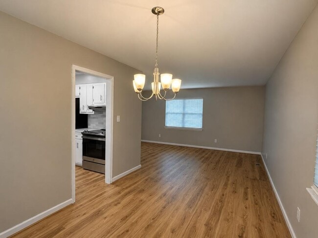 Photo - 247 Brookside Ct