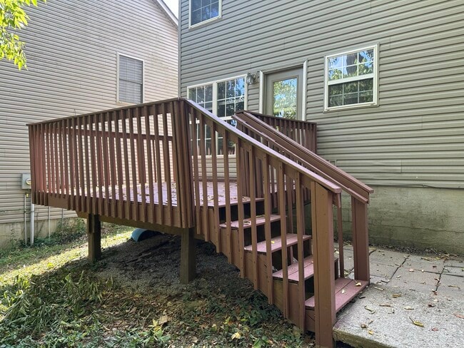 Photo - 581 Rhodora Ridge