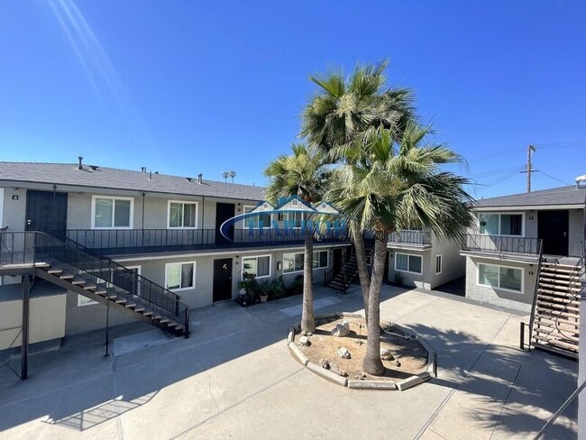 Building Photo - 1388 Martin Luther King Junior Ave Unit 7