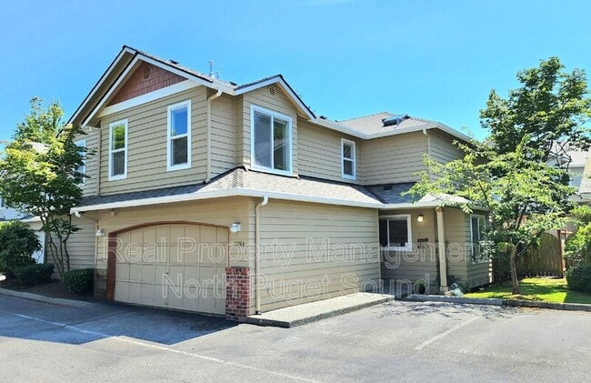Building Photo - 1318 57th St SW
