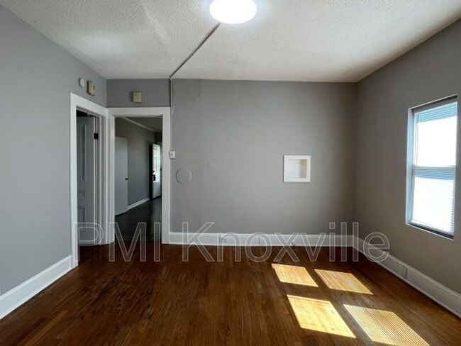 Photo - 3089 Washington Pike Unit Apt A