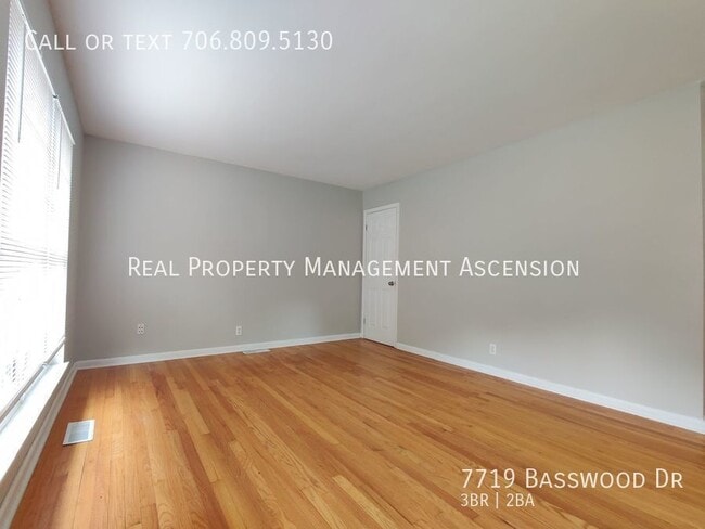 Photo - 7719 Basswood Dr