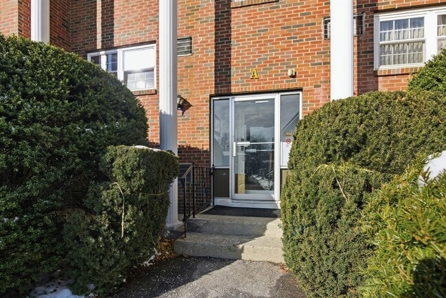 Photo - 39 Pleasant St Unit 7