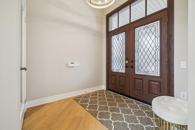 Photo - 2509 Armour Crescent