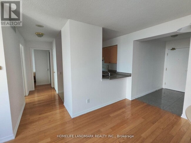 Photo - 8 Hillcrest Ave Unit 1711