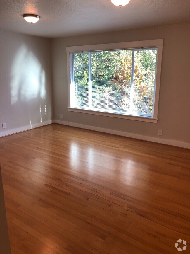 Building Photo - New Remodel Modern Features 1br Hardwoods-... Unit 1609-3 Rental