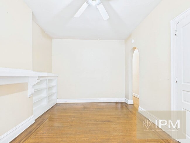 Photo - 515 W King St Unit 1st Floor