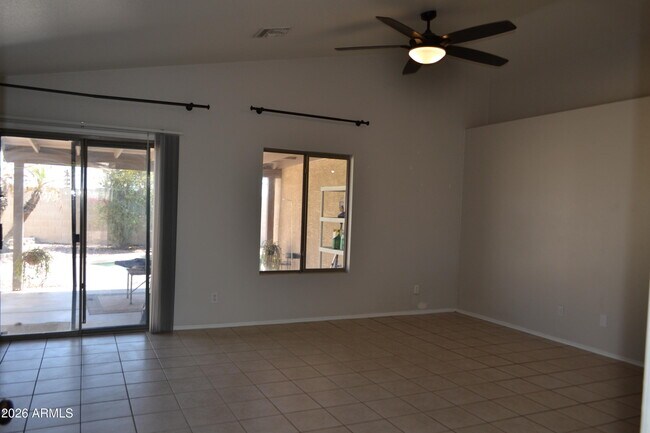 Photo - 1441 W Montebello Ave