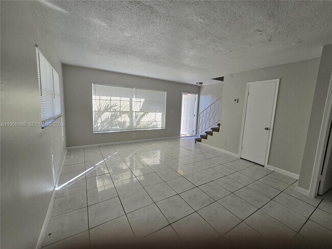 Photo - 5309 NW 27th St