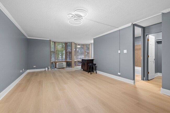 Photo - 1340 N Dearborn St Unit 2C