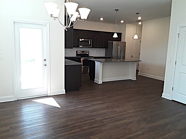 Photo - 521 Pine Terrace Dr