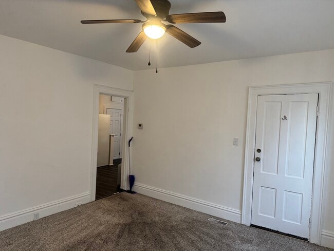 Photo - 811 47th St Unit 1