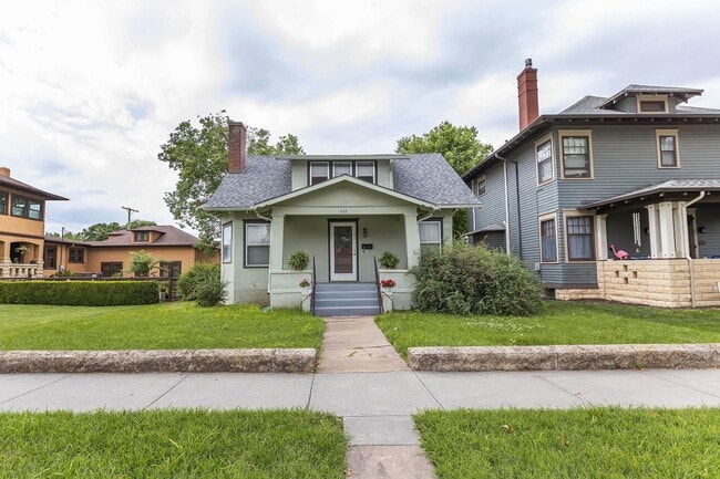 Photo - Charming Home - Close to Fort Riley