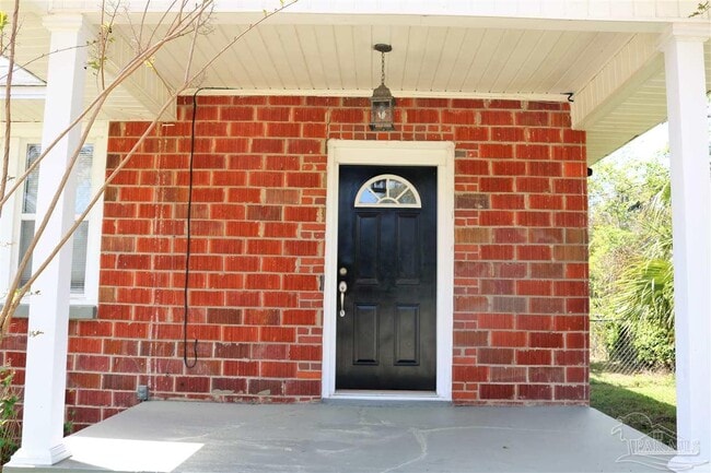 Photo - 5037 Canal St