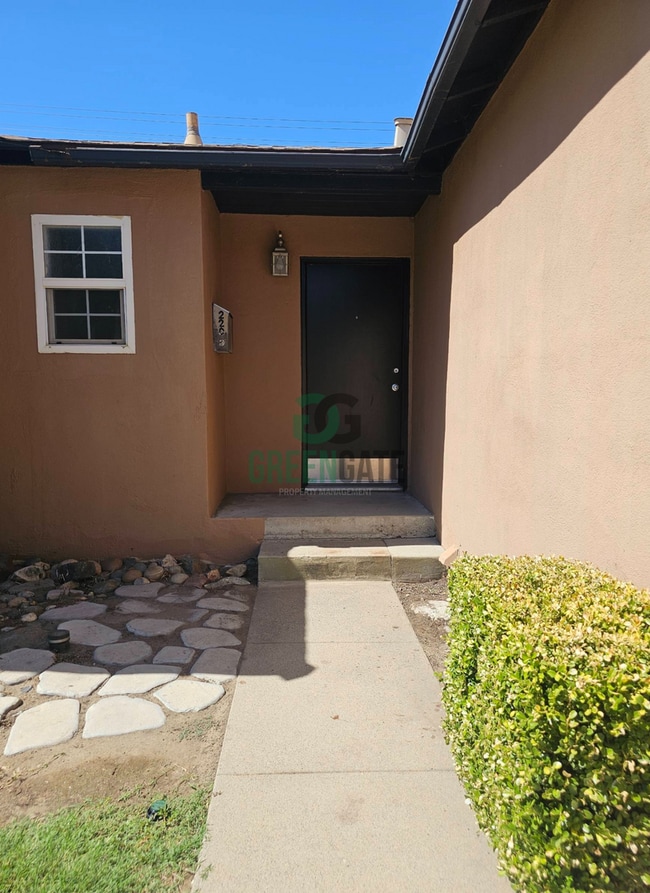 Photo - Rent Reduced! 3 Bedroom, 1 Bathroom Home W...