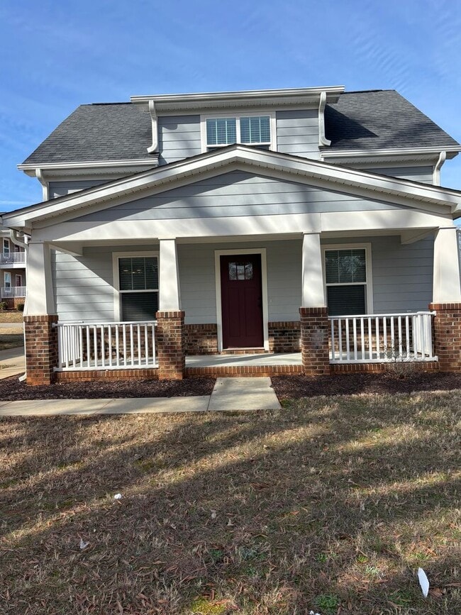 Photo - Beautiful Three Bedroom, Two Bathroom Single Family Home in Anderson, SC