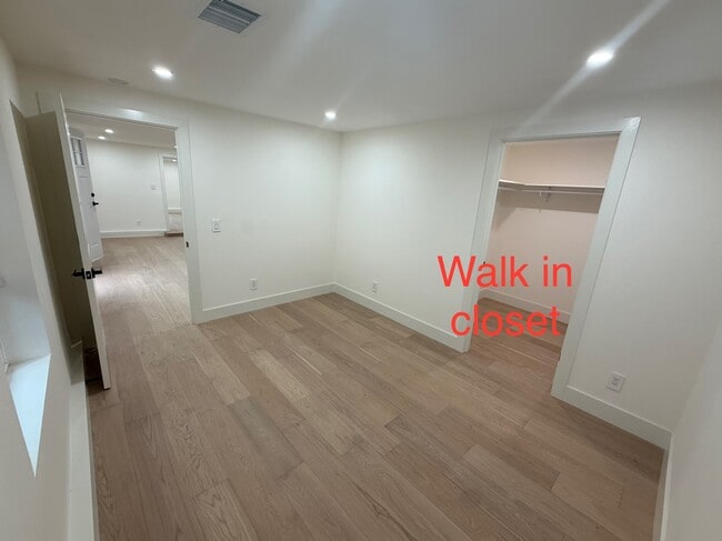 Photo - 731 Valota Rd