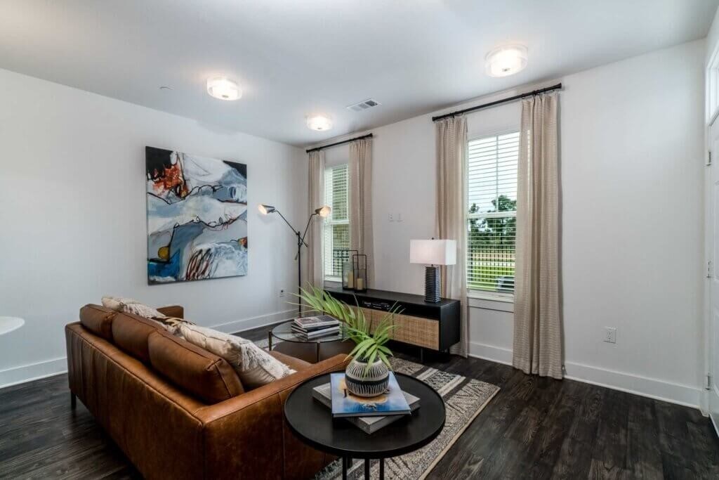 Photo - 11250 Mason Rd