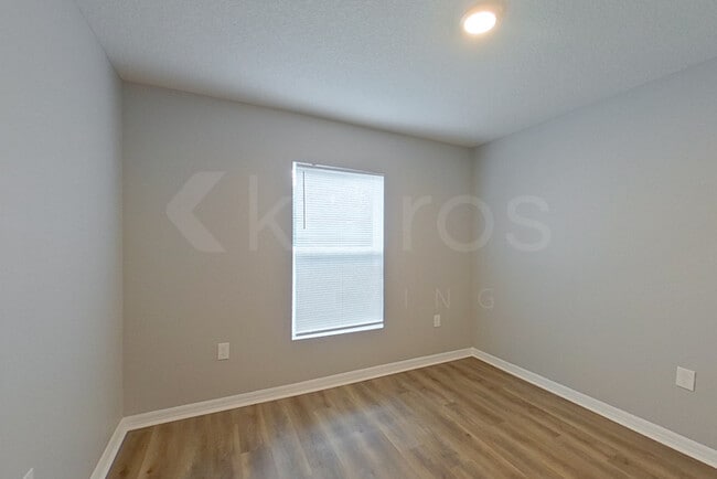 2907 W Camilo Dr