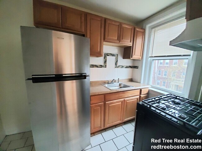 Photo - 248 Kelton St Unidad 7