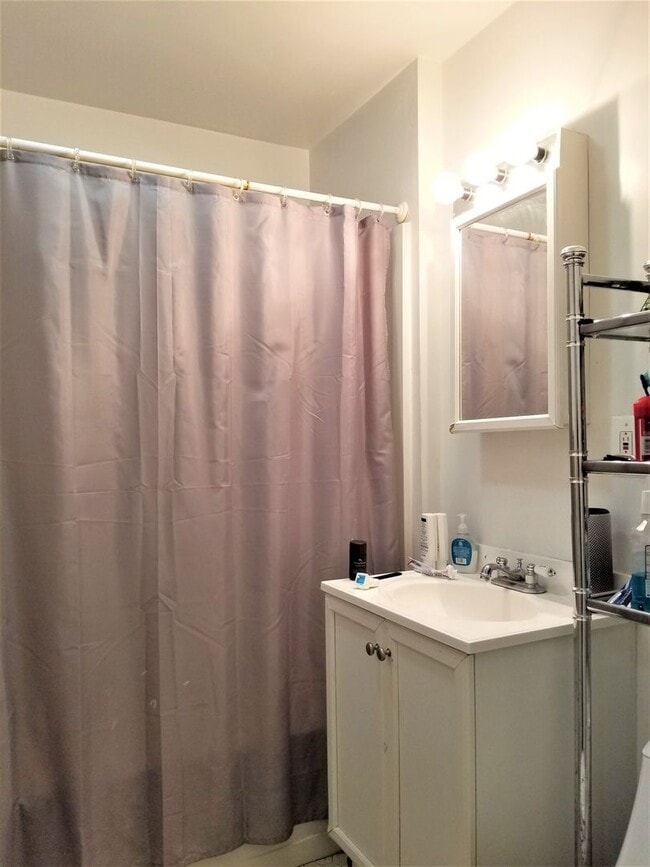 Photo - Boston University 3bed / 1bath available for September 2026
