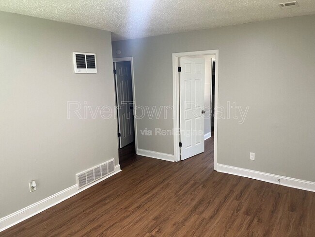 Photo - 1059 Eyers Rd
