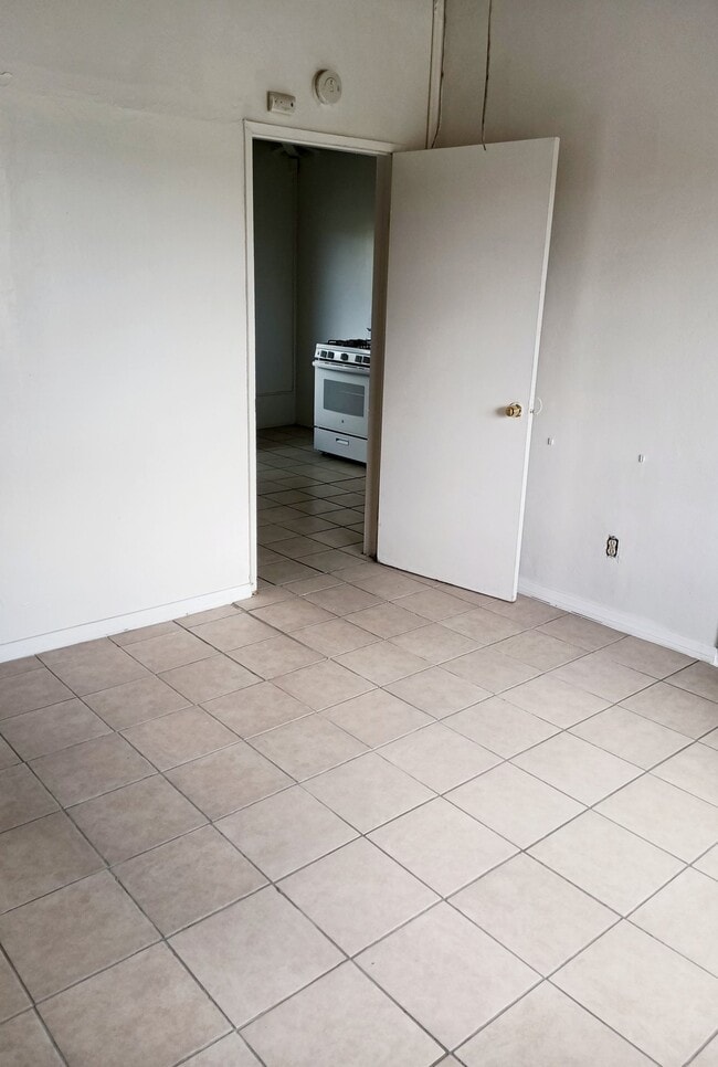 Photo - 7002 Linda Vista Rd Unit 17