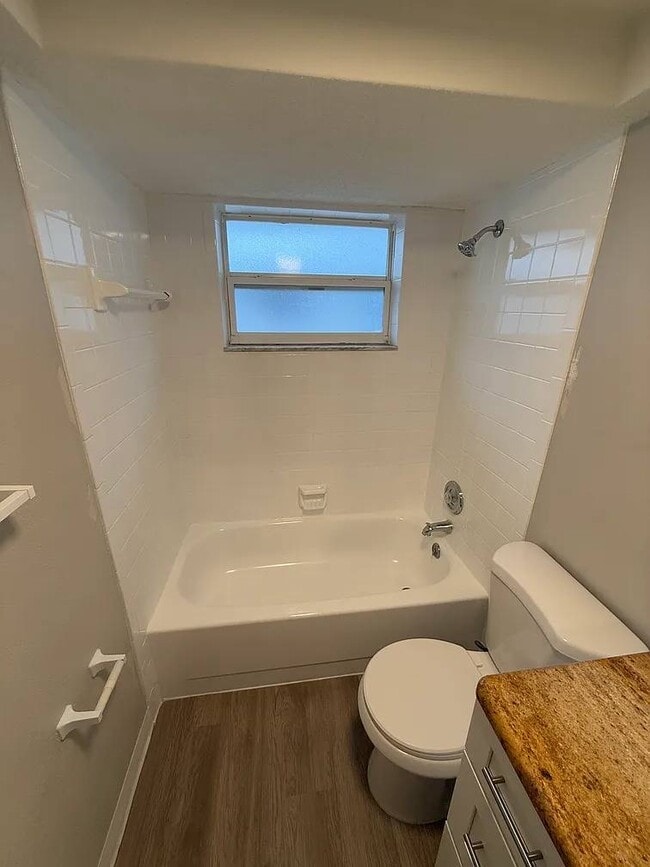 Photo - 9130 Haverford Ln