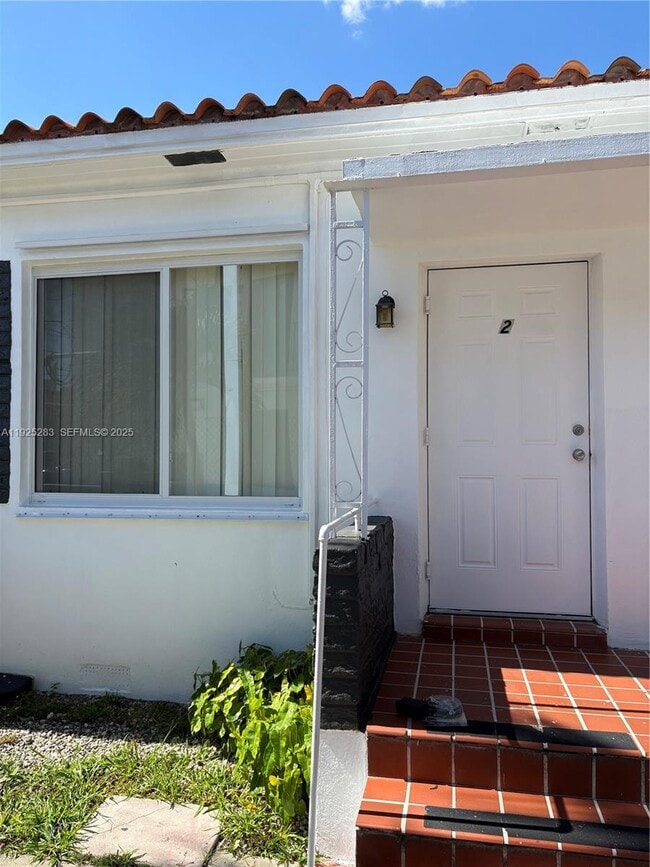 Photo - 1035 SW 3rd St Unit 2