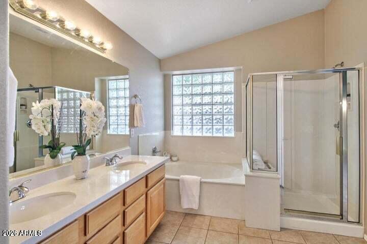 Photo - 2432 E Nathan Way