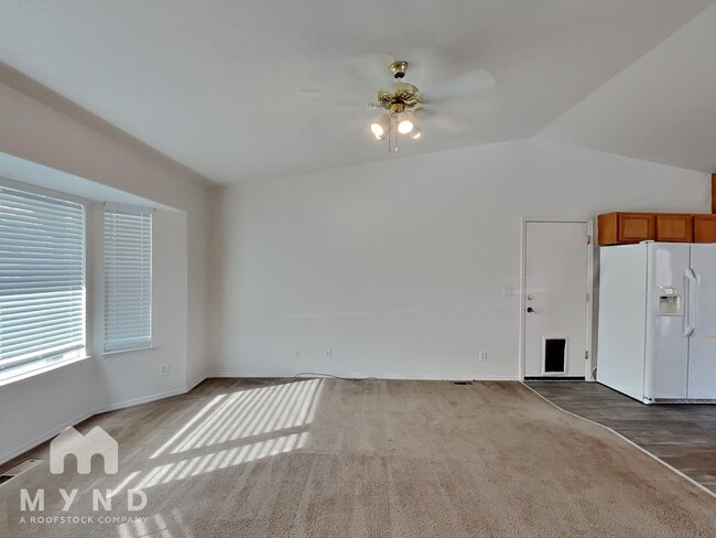 Photo - 1473 Kinglet Dr